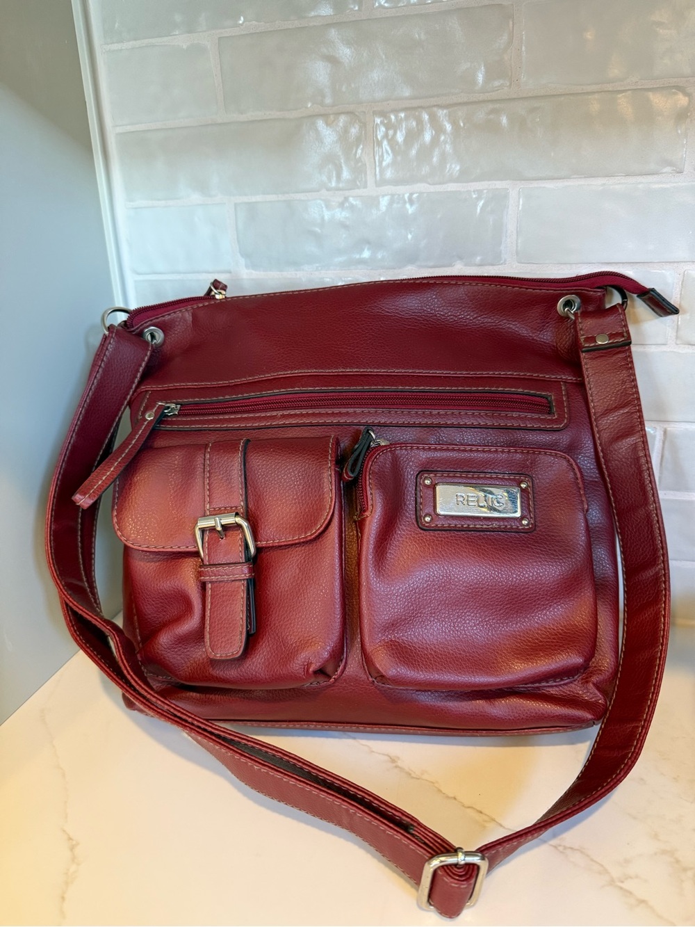 Relic Burgundy Messenger
Crossbody Bag with Front Pockets
Faux Leather Y2K
